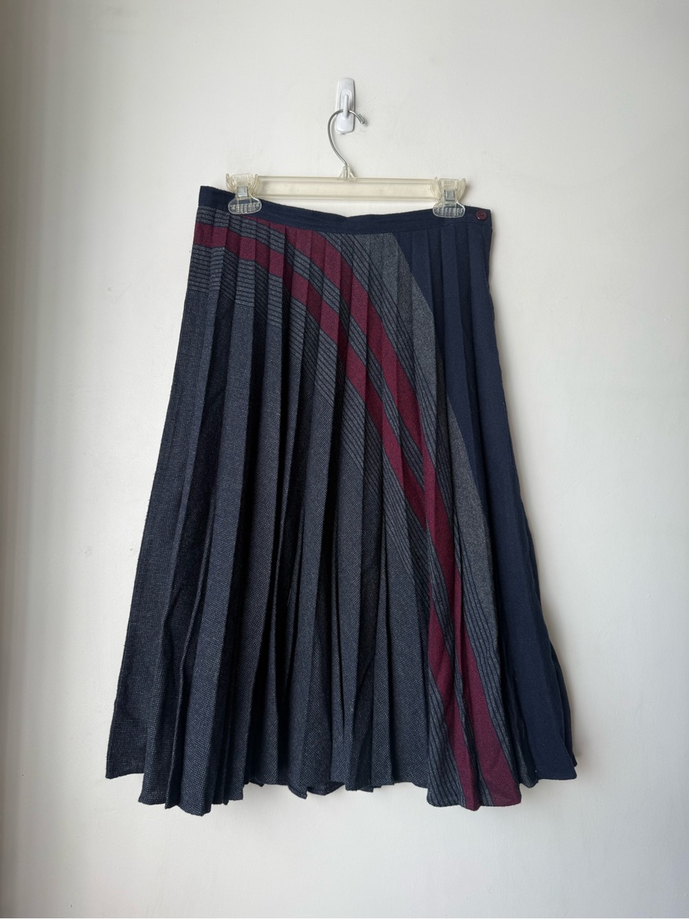 Vintage 80s Clyde Navy Pleated Stripe Wool Blend Belted A line Midi Skirt 13/14